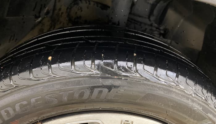 2022 Tata NEXON XM PETROL, CNG, Manual, 58,392 km, Right Front Tyre Tread