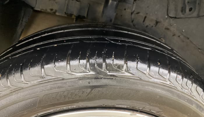 2022 Tata NEXON XM PETROL, CNG, Manual, 58,392 km, Right Rear Tyre Tread