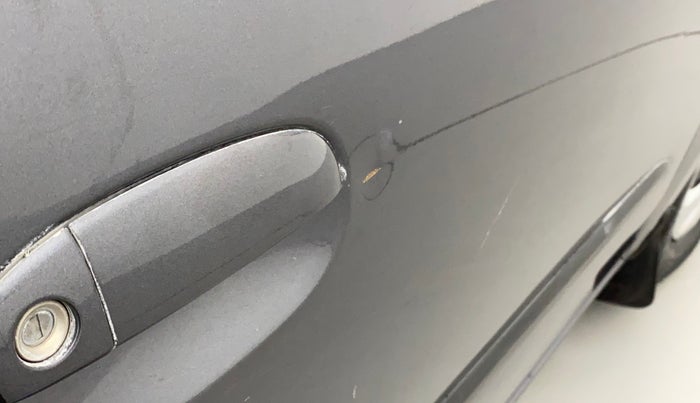 2010 Hyundai i10 MAGNA 1.1, Petrol, Manual, 99,122 km, Driver-side door - Slightly dented