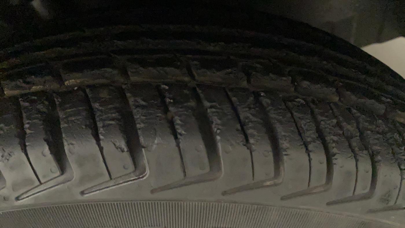 2016 Renault Kwid RXT 0.8, Petrol, Manual, 15,947 km, Left Rear Tyre Tread