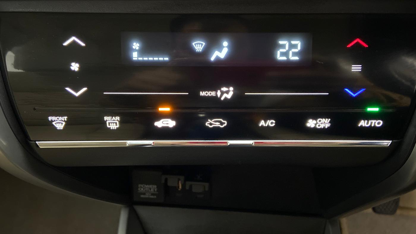 2022 Honda City 1.5L I-VTEC V MT 4TH GEN, Petrol, Manual, 2,639 km, Automatic Climate Control