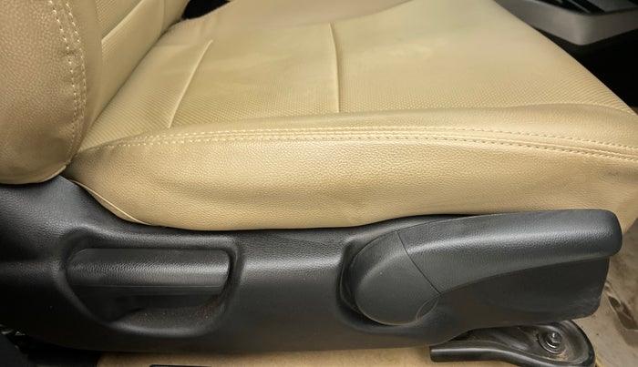 2022 Honda City 1.5L I-VTEC V MT 4TH GEN, Petrol, Manual, 2,639 km, Driver Side Adjustment Panel