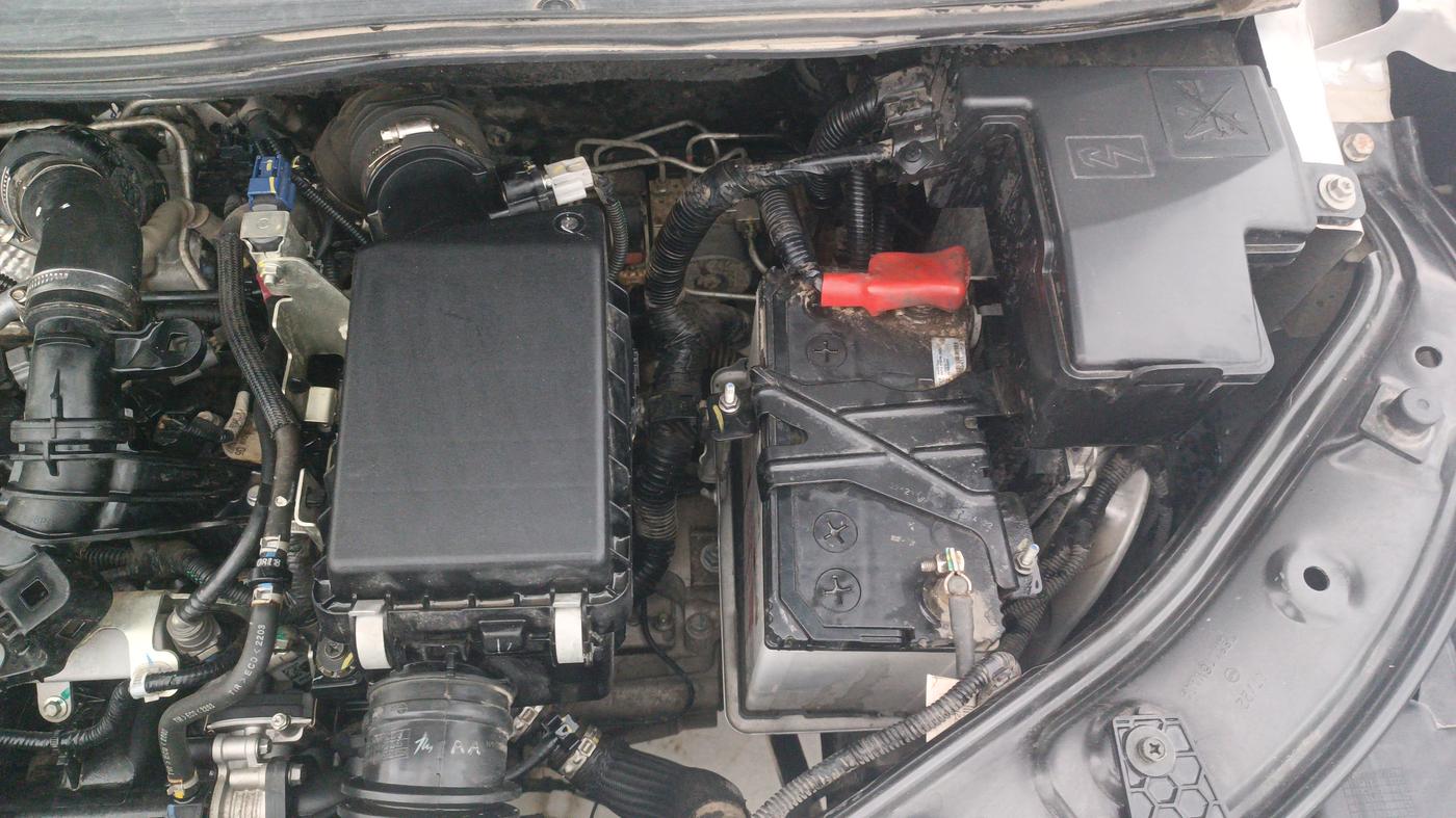 2022 Nissan MAGNITE XV PREMIUM TURBO (O), Petrol, Manual, 18,578 km, Engine View - Left
