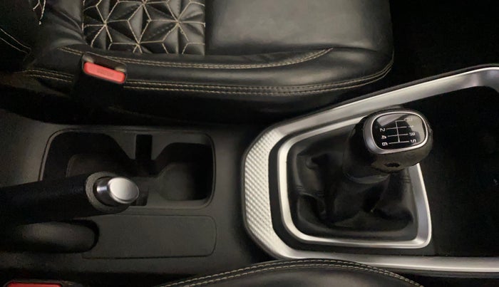 2020 KIA SONET HTX 1.0 IMT, Petrol, Manual, 59,144 km, Gear Lever