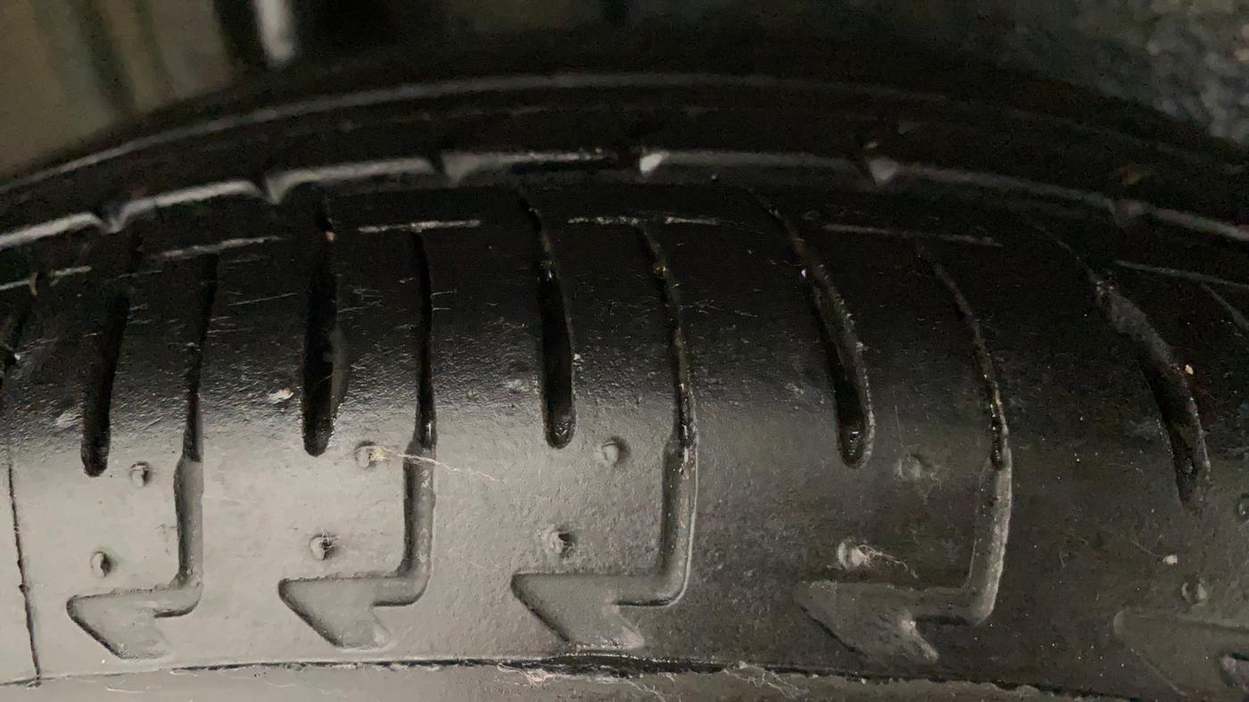 2021 Maruti IGNIS DELTA 1.2 AMT, Petrol, Automatic, 7,635 km, Right Rear Tyre Tread