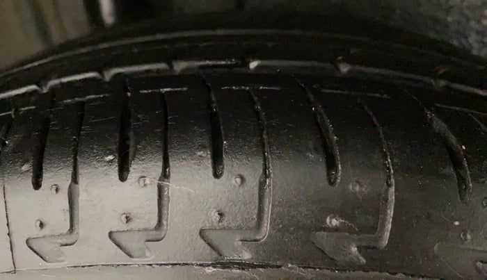 2021 Maruti IGNIS DELTA 1.2 AMT, Petrol, Automatic, 7,635 km, Right Rear Tyre Tread