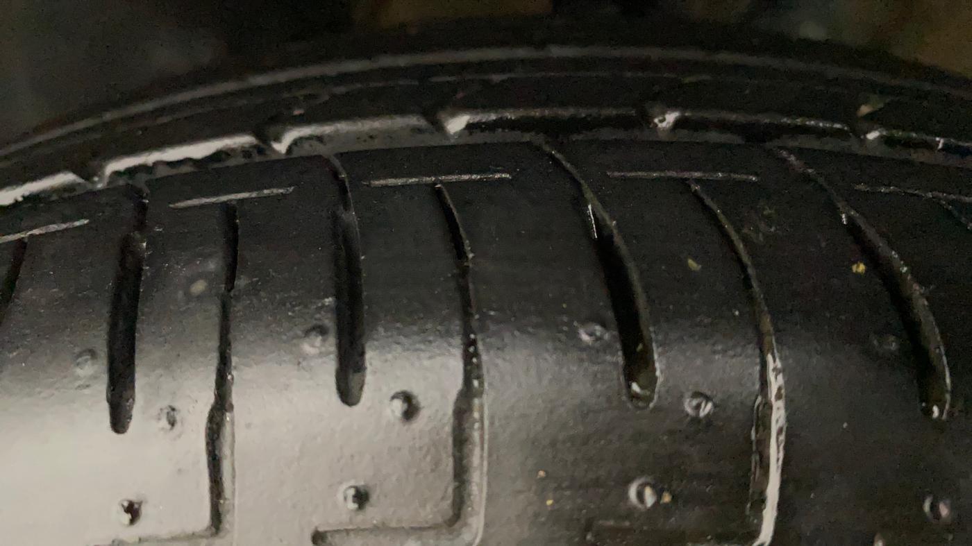 2021 Maruti IGNIS DELTA 1.2 AMT, Petrol, Automatic, 7,635 km, Left Front Tyre Tread