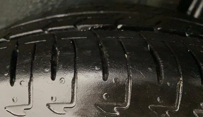 2021 Maruti IGNIS DELTA 1.2 AMT, Petrol, Automatic, 7,635 km, Left Rear Tyre Tread