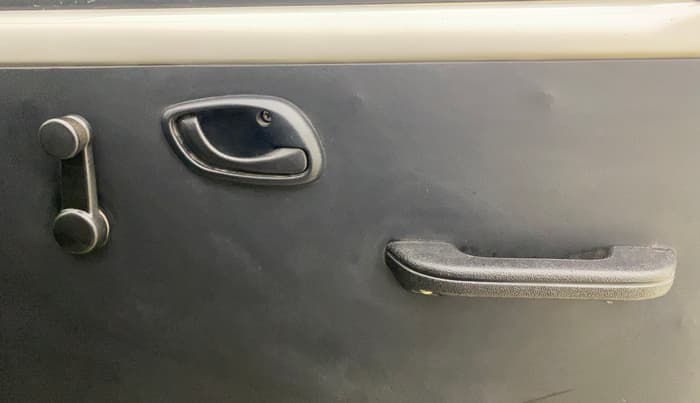 2017 Maruti Eeco 5 STR WITH A/C+HTR, Petrol, Manual, 23,945 km, Driver Side Door Panels Control