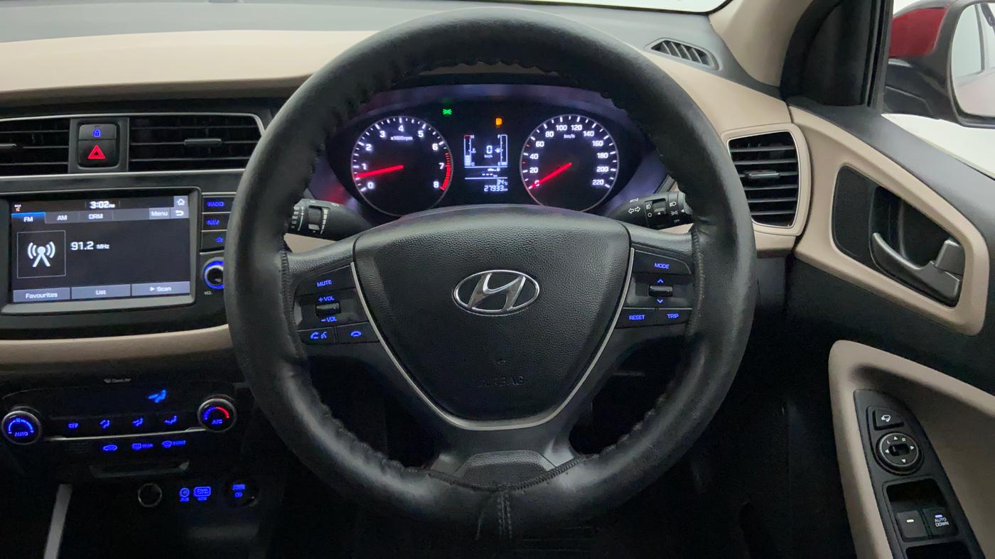 2018 Hyundai Elite i20 ASTA 1.2, Petrol, Manual, 27,933 km, Steering Wheel Close Up