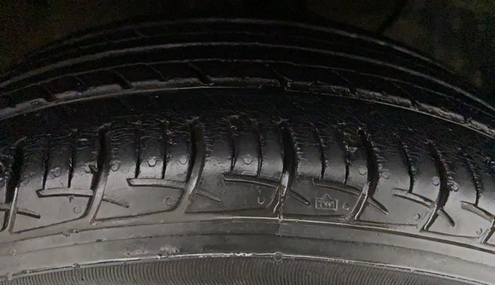 2018 Hyundai Elite i20 ASTA 1.2, Petrol, Manual, 27,933 km, Right Front Tyre Tread