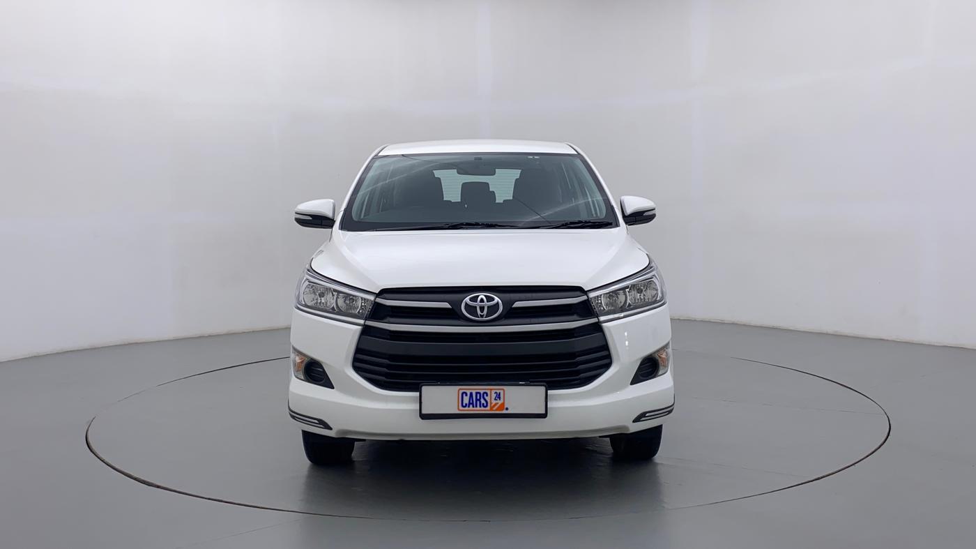 2017 Toyota Innova Crysta 2.4 GX 8 STR, Diesel, Manual, 76,831 km, Front View