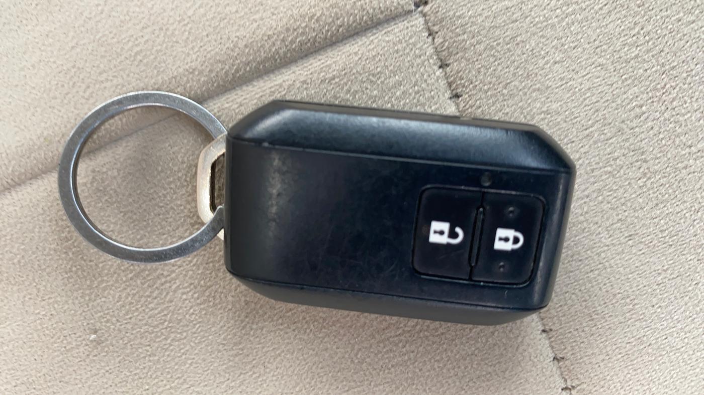 2025 Maruti Grand Vitara SIGMA SMART HYBRID, Petrol, Manual, 43,925 km, Key Close Up
