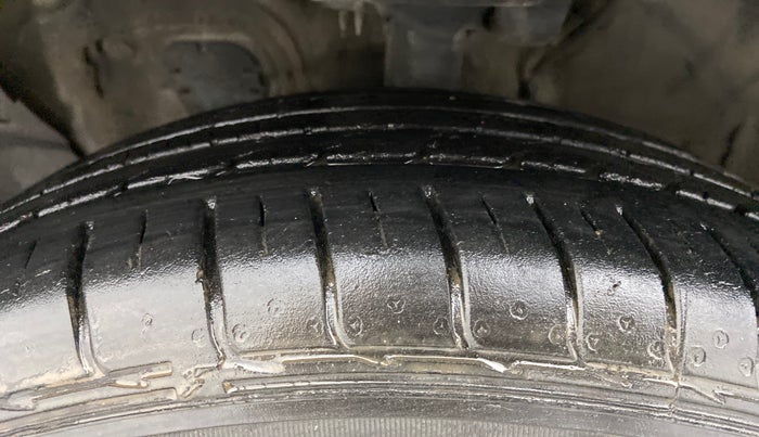 2020 KIA SELTOS HTK 1.5 PETROL, Petrol, Manual, 38,145 km, Left Front Tyre Tread