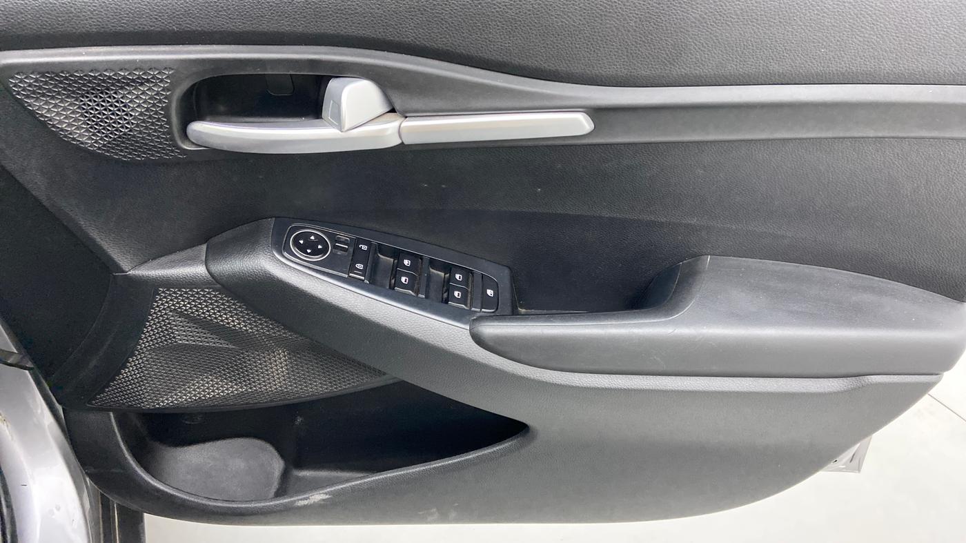 2020 KIA SELTOS HTK 1.5 PETROL, Petrol, Manual, 38,145 km, Driver Side Door Panels Control