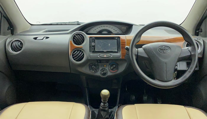 2013 Toyota Etios Liva GD, Diesel, Manual, 1,06,211 km, Dashboard