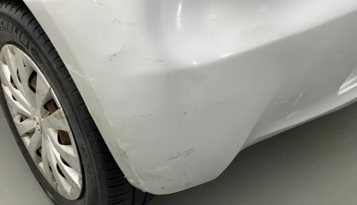 2013 Toyota Etios Liva GD, Diesel, Manual, 1,06,211 km, Rear bumper - Minor scratches