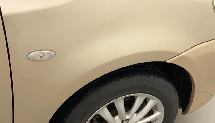 2011 Toyota Etios V, Petrol, Manual, 74,815 km, Right fender - Slightly dented