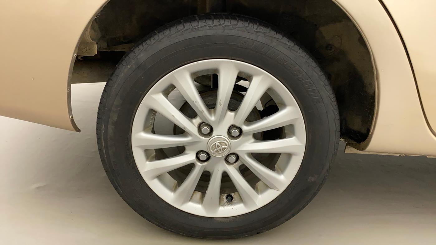 2011 Toyota Etios V, Petrol, Manual, 74,815 km, Right Rear Wheel