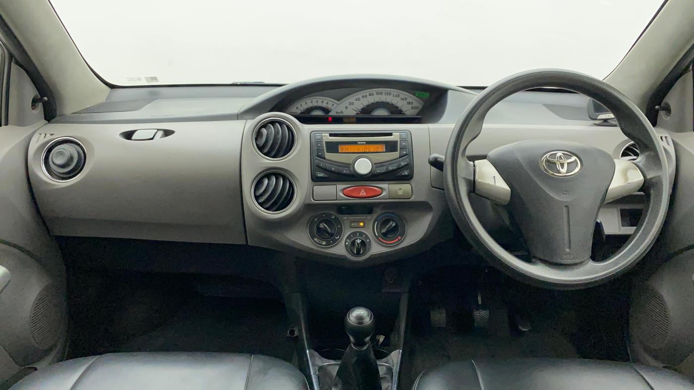 2011 Toyota Etios V, Petrol, Manual, 74,815 km, Dashboard