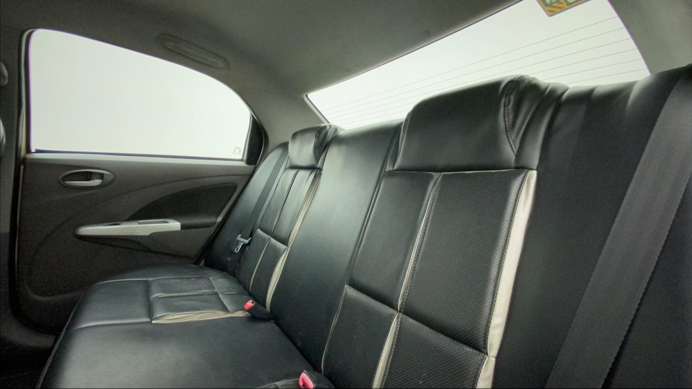 2011 Toyota Etios V, Petrol, Manual, 74,815 km, Right Side Rear Door Cabin