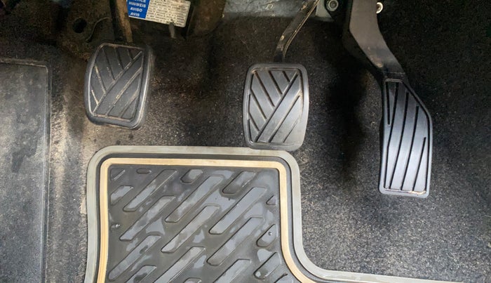 2020 Maruti S Cross ZETA 1.5, Petrol, Manual, 60,250 km, Pedals