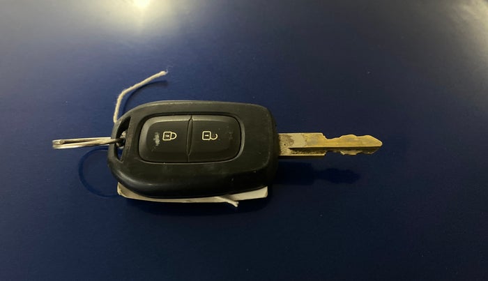 2019 Renault Kwid CLIMBER 1.0 AMT (O), Petrol, Automatic, 41,954 km, Key Close Up