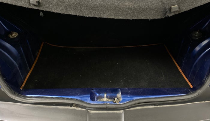 2019 Renault Kwid CLIMBER 1.0 AMT (O), Petrol, Automatic, 41,954 km, Boot Inside