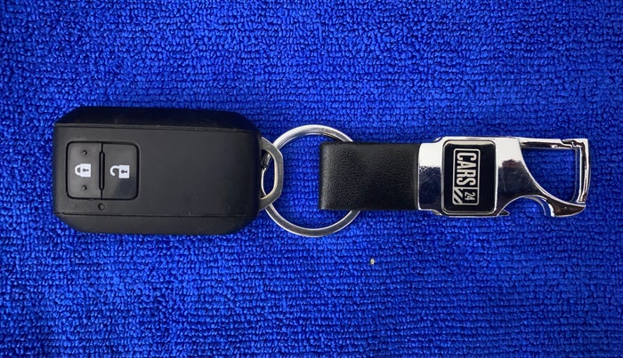 2021 Maruti Baleno ZETA CVT PETROL 1.2, Petrol, Automatic, 19,714 km, Key Close Up