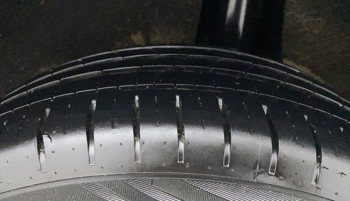 2021 Maruti Baleno ZETA CVT PETROL 1.2, Petrol, Automatic, 19,714 km, Left Rear Tyre Tread