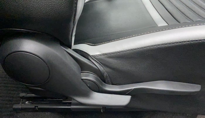 2021 Maruti Baleno ZETA CVT PETROL 1.2, Petrol, Automatic, 19,714 km, Driver Side Adjustment Panel