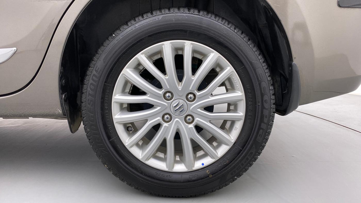 2021 Maruti Dzire ZXI, Petrol, Manual, 12,154 km, Left Rear Wheel