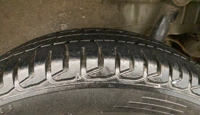 2015 Maruti Wagon R 1.0 VXI, Petrol, Manual, 32,524 km, Left Rear Tyre Tread