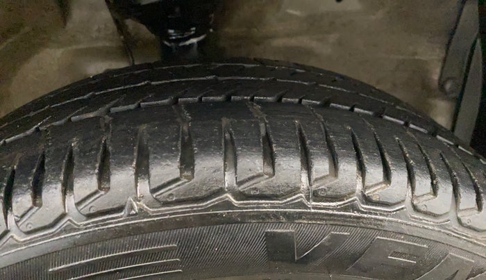 2015 Maruti Wagon R 1.0 VXI, Petrol, Manual, 32,524 km, Right Front Tyre Tread