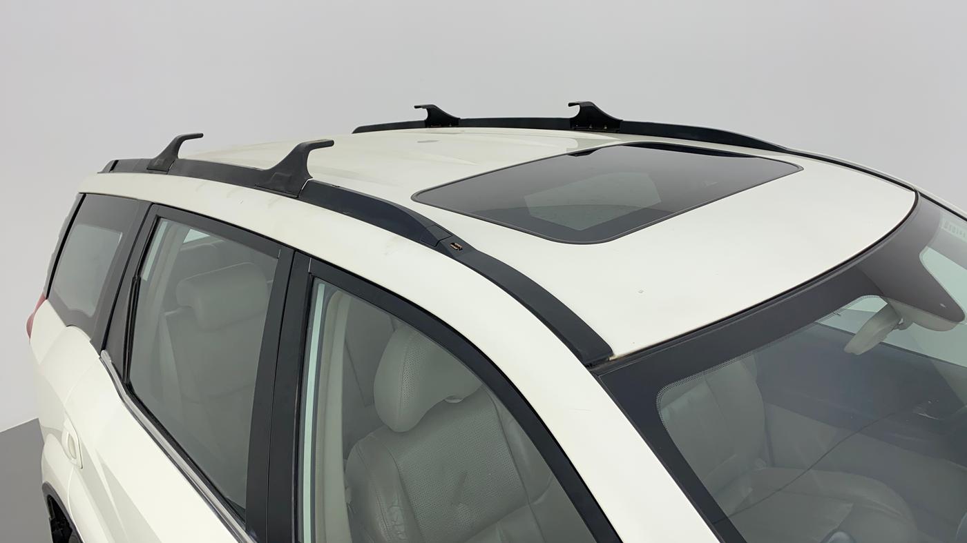 2015 Mahindra XUV500 W10, Diesel, Manual, 45,883 km, Roof