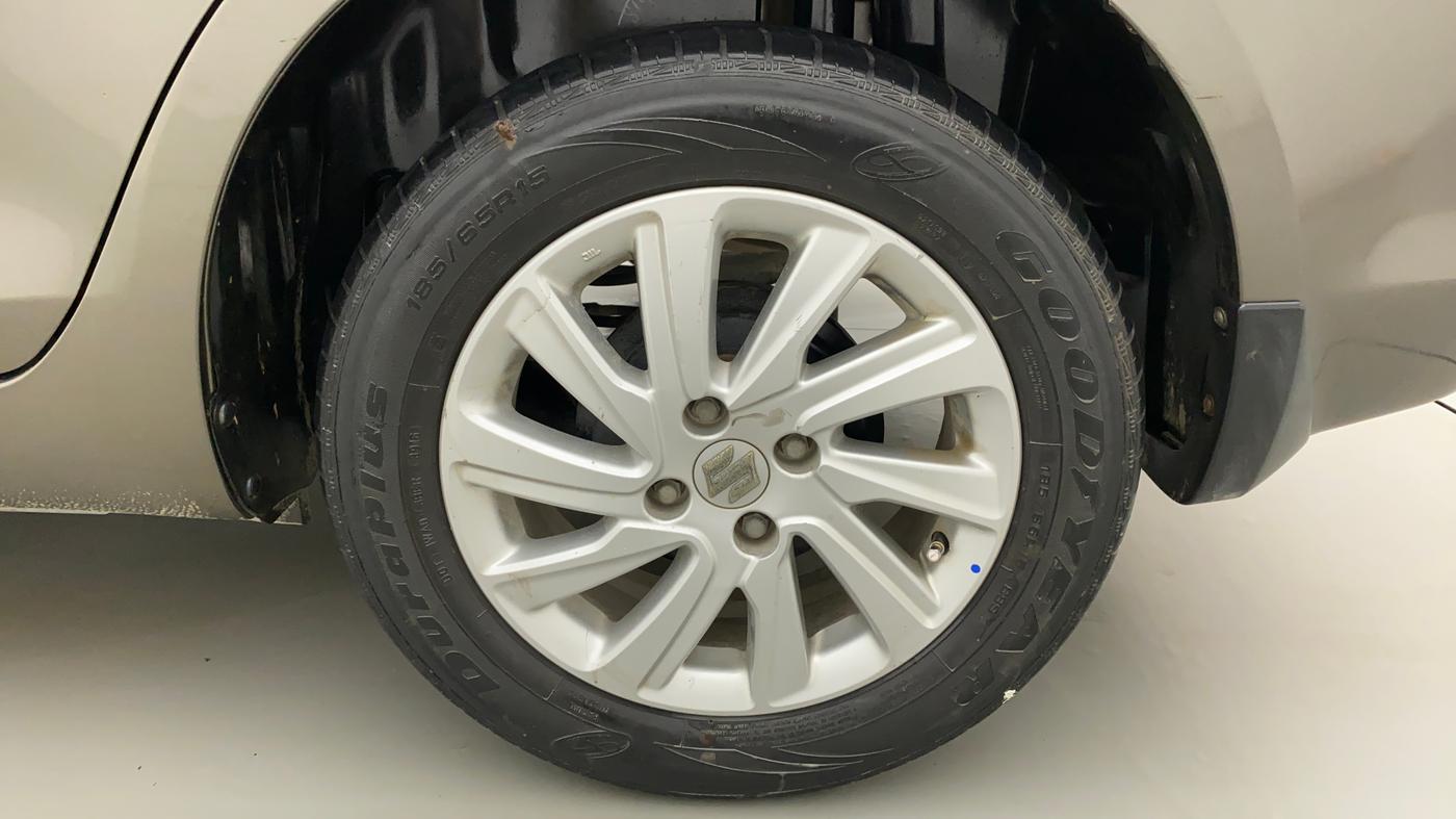 2016 Maruti Swift Dzire ZXI, Petrol, Manual, 55,099 km, Left Rear Wheel