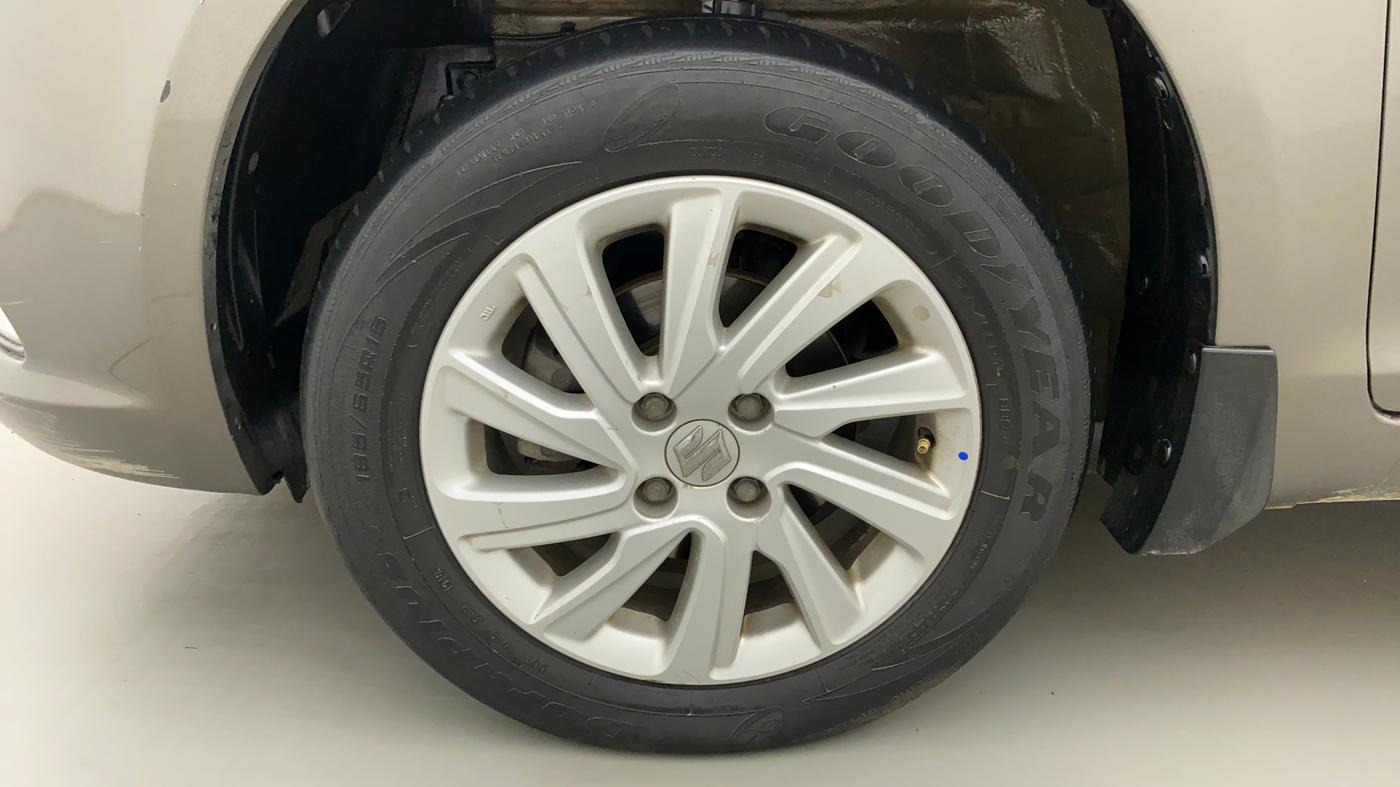 2016 Maruti Swift Dzire ZXI, Petrol, Manual, 55,099 km, Left Front Wheel