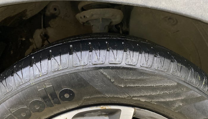 2022 KIA SONET GTX PLUS 1.5, Diesel, Manual, 56,611 km, Right Front Tyre Tread