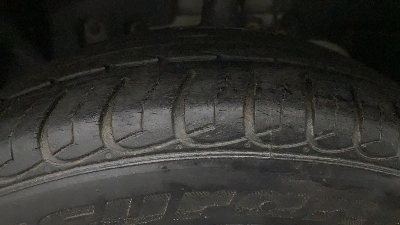 2017 Ford Ecosport TITANIUM 1.5L PETROL, Petrol, Manual, 64,979 km, Left Front Tyre Tread