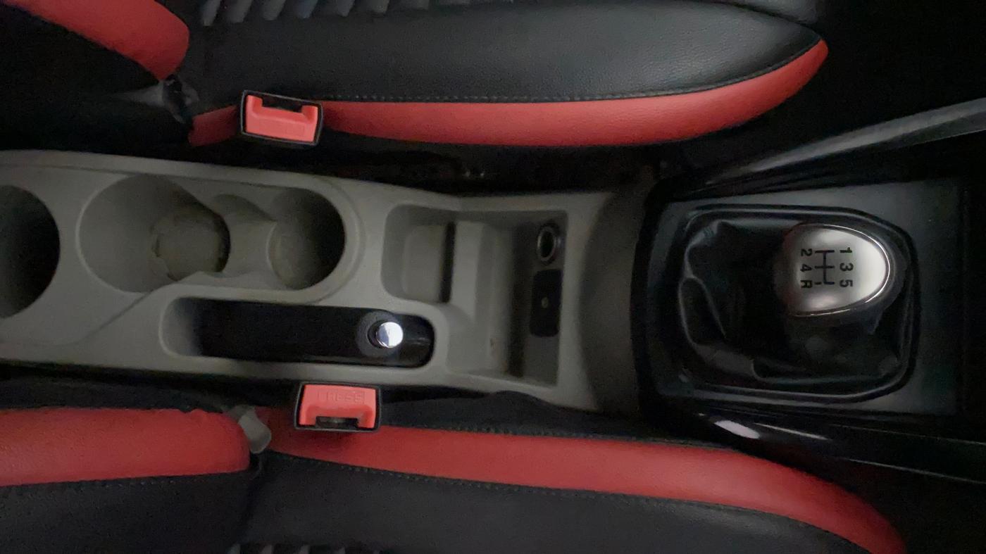 2017 Ford Ecosport TITANIUM 1.5L PETROL, Petrol, Manual, 64,979 km, Gear Lever