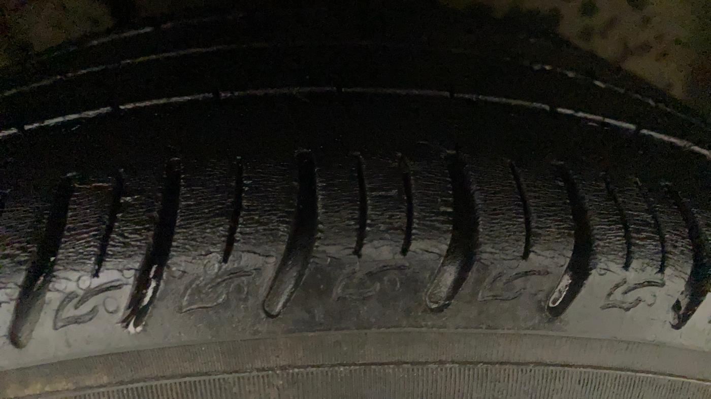 2021 Tata ALTROZ XT PETROL, Petrol, Manual, 43,417 km, Right Front Tyre Tread
