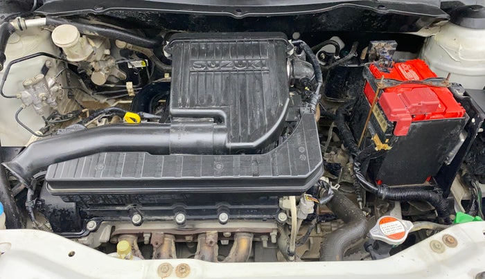 2017 Maruti Swift VXI, Petrol, Manual, 62,439 km, Engine View