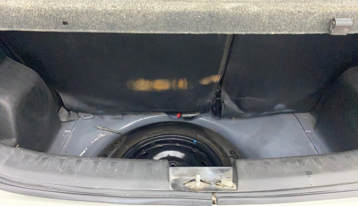 2017 Maruti Swift VXI, Petrol, Manual, 62,439 km, Boot Inside