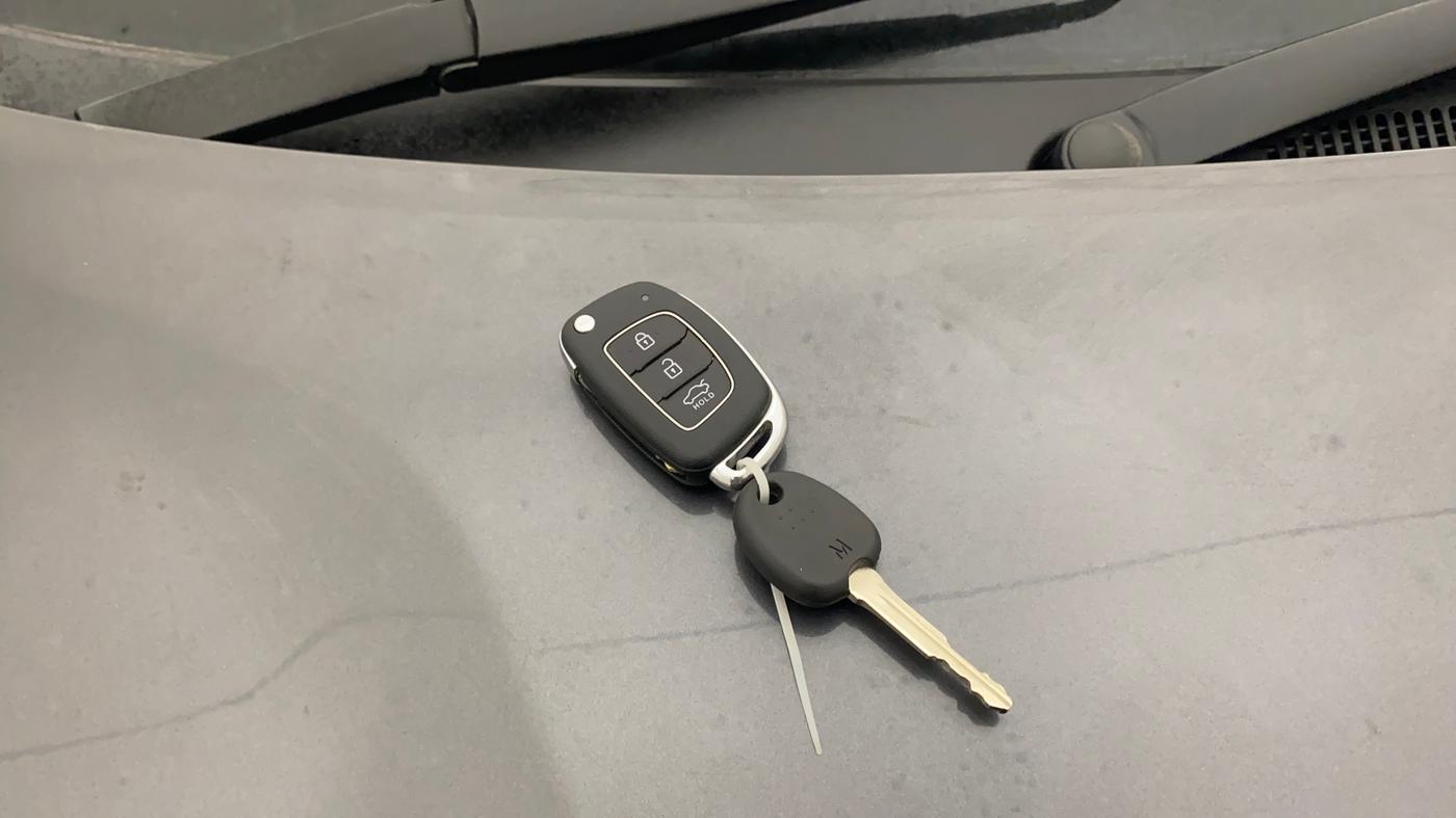 2020 Hyundai AURA S 1.2 AMT, Petrol, Automatic, 41,247 km, Key Close Up
