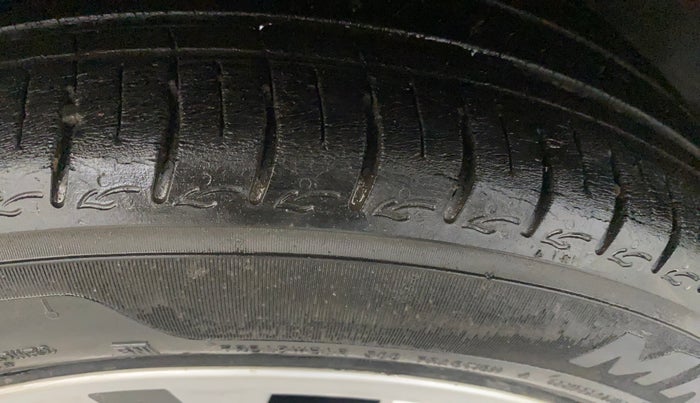 2020 Hyundai AURA S 1.2 AMT, Petrol, Automatic, 41,247 km, Right Rear Tyre Tread