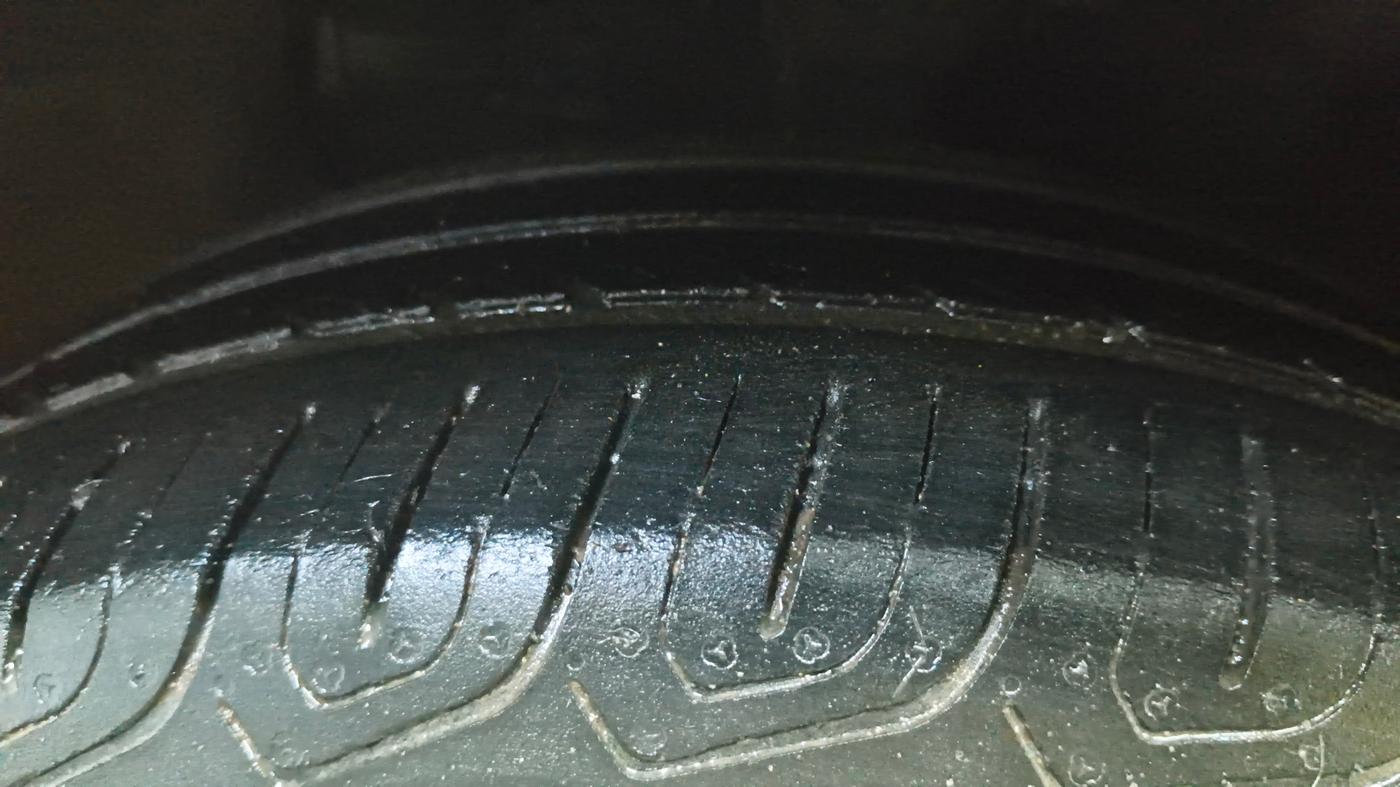 2015 Hyundai Elite i20 MAGNA 1.2, Petrol, Manual, 91,244 km, Left Front Tyre Tread