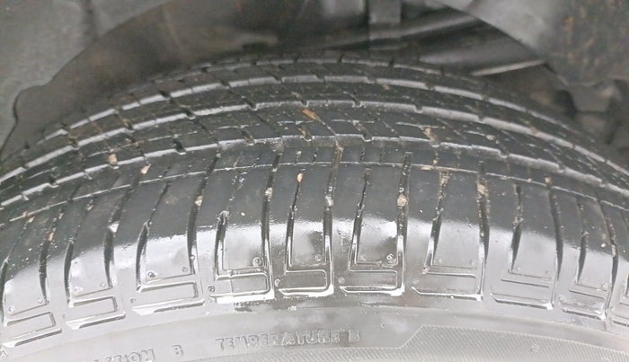 2017 Mahindra XUV500 W10 AT 1.99, Diesel, Automatic, 96,678 km, Left Rear Tyre Tread