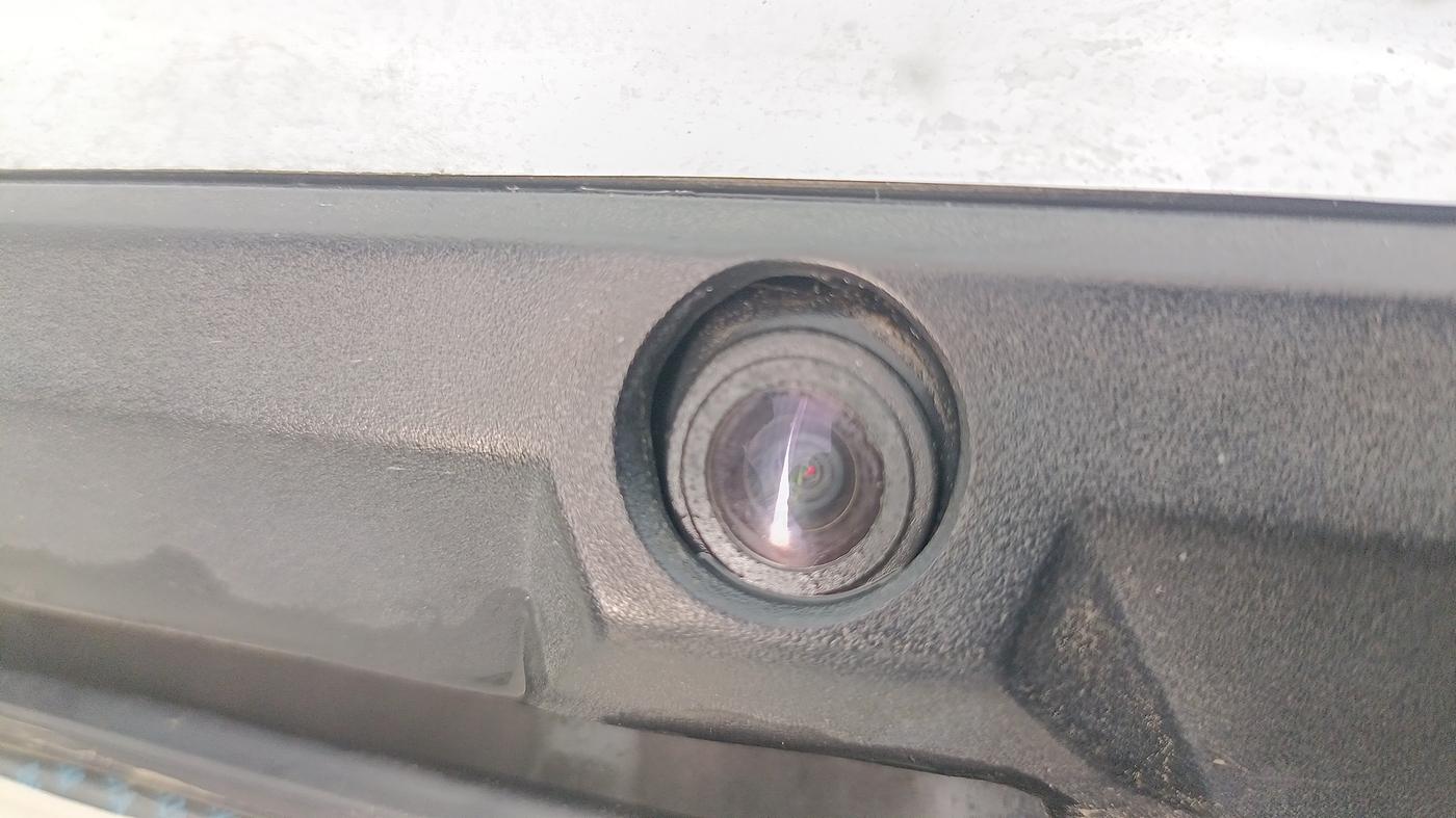 2017 Mahindra XUV500 W10 AT 1.99, Diesel, Automatic, 96,678 km, Parking Camera