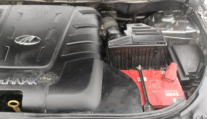 2017 Mahindra XUV500 W10 AT 1.99, Diesel, Automatic, 96,678 km, Engine View - Left