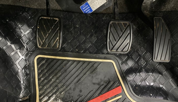 2016 Maruti Celerio ZXI, Petrol, Manual, 46,981 km, Pedals